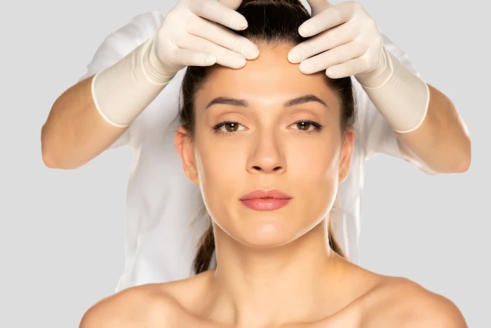 Foto de BROW LIFT / BROW LIFTING / ELEVAÇÃO DAS SOBRANCELHAS